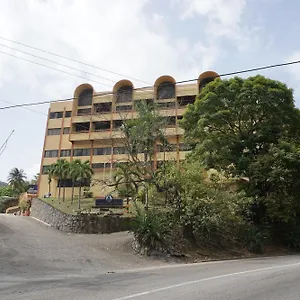2* Hotel Ambassador