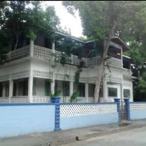  Inn Pearl's
